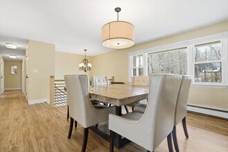 32 Edinburgh Dr in Bedford, NH - Building Photo - Building Photo