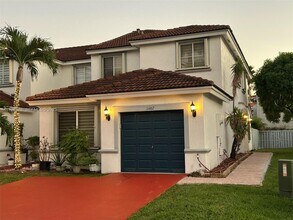 11462 NW 48th Terrace in Doral, FL - Building Photo - Building Photo