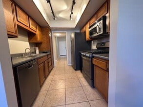 27747 Tierra Vista Rd in Temecula, CA - Building Photo - Building Photo