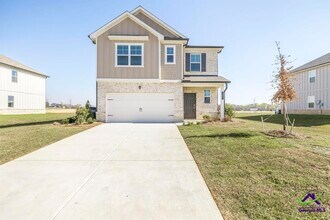 121 Rolling Mdw Wy in Kathleen, GA - Building Photo - Building Photo