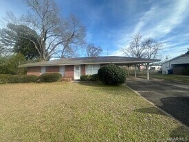 203 Lee St in Wetumpka, AL - Building Photo