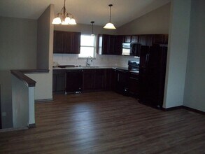 5350 N Cypress Dr in Bel Aire, KS - Building Photo - Building Photo