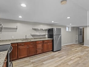 67 Armington St in Cranston, RI - Foto de edificio - Building Photo