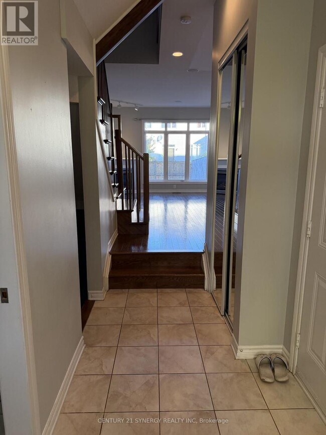 744 Bowercrest Crescent in Ottawa, ON - Building Photo - Building Photo