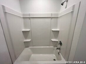 1543 Tiptop Mdw in New Braunfels, TX - Building Photo - Building Photo