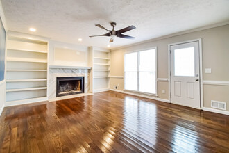 3693 Belmont Abbey Dr in Decatur, GA - Building Photo - Building Photo