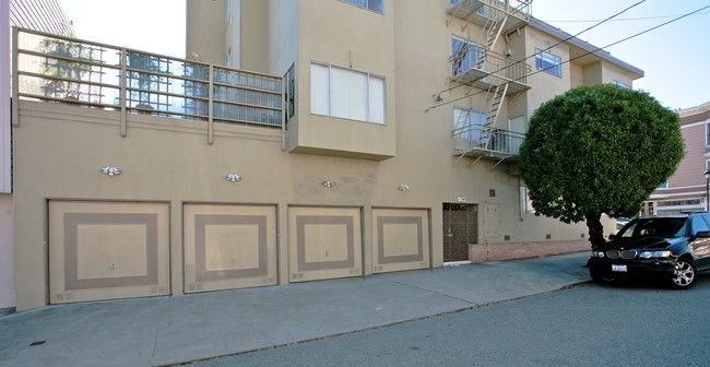 1799 Filbert St in San Francisco, CA - Building Photo - Building Photo