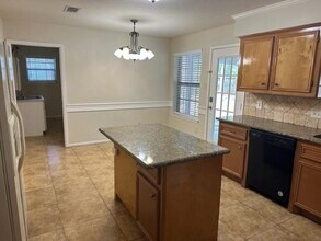 506 Satterwhite Ln in Magnolia, TX - Building Photo - Building Photo