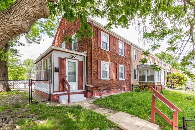 property at 1575 Minnesota Rd