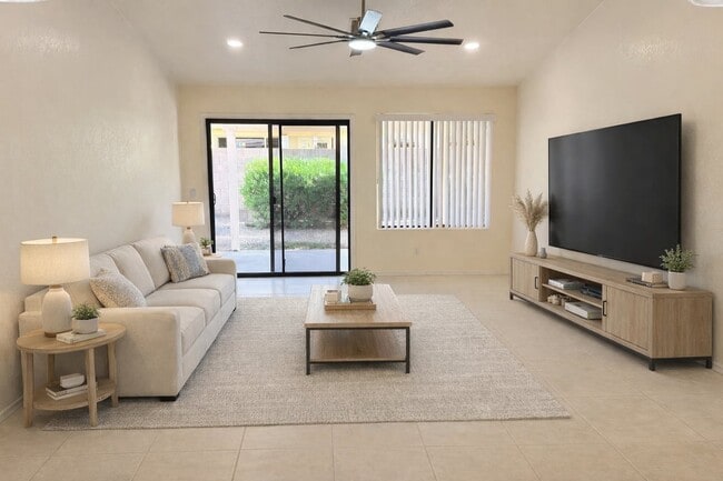 501 W Spur Ave in Gilbert, AZ - Building Photo - Building Photo