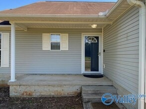 27126 Elkins Rd in Athens, AL - Building Photo - Building Photo