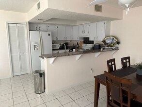 160 Palm Sparrow Ct in Daytona Beach, FL - Building Photo - Building Photo