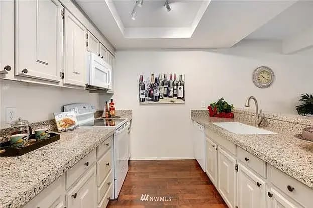 property at 7445 Old Redmond Rd