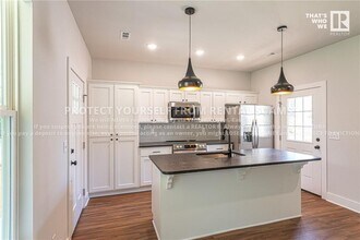 1027 S Laramie Hts in Fayetteville, AR - Building Photo - Building Photo