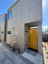 1401 Tomato Aly in Sacramento, CA - Building Photo