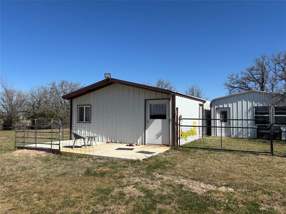 134 Pope Bend N in Cedar Creek, TX - Building Photo