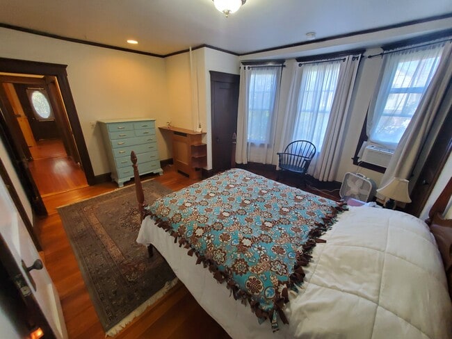 64 Highland Ave, Unit 1