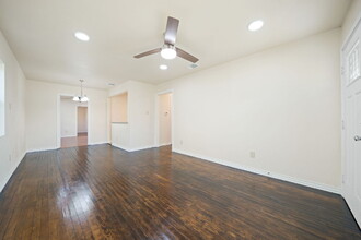 151 Morningview Dr in San Antonio, TX - Building Photo - Building Photo