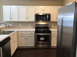 3430 Maymist Dr in Katy, TX - Building Photo - Building Photo