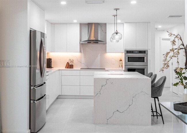 1575 Osprey Ave in Naples, FL - Building Photo - Building Photo