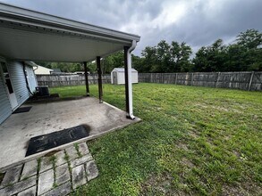 7307 Ethan Allen Way in Louisville, KY - Building Photo - Building Photo