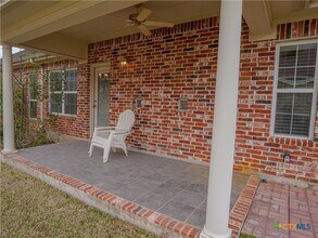1651 Hanz Dr in New Braunfels, TX - Building Photo - Building Photo