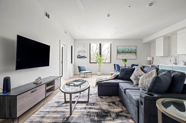 property at 5515 Humming Bird Ln