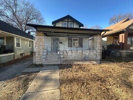 5830 Tracy Ave in Kansas City, MO - Building Photo