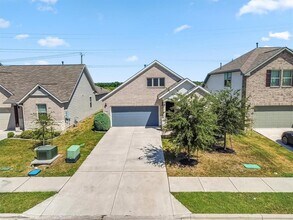 905 Gray Fox Lp in Hutto, TX - Building Photo - Building Photo