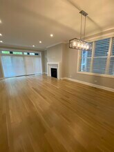 3229 N Kenmore Ave, Unit 2 in Chicago, IL - Foto de edificio - Building Photo