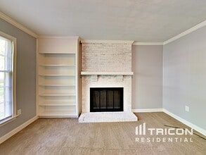 6520 Farmingdale Dr in Charlotte, NC - Building Photo - Building Photo