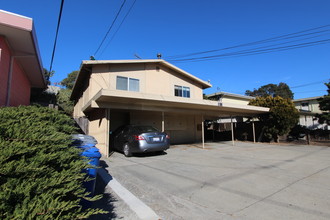 Large 4-Unit Apartment With Excellent Upside in El Cerrito, CA - Building Photo - Other