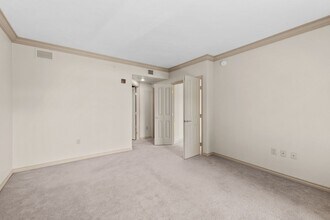 8100 E Union Ave in Denver, CO - Building Photo - Building Photo