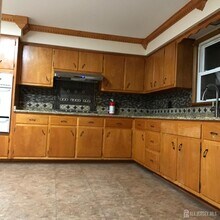 354 Alpine St in Perth Amboy, NJ - Building Photo - Building Photo