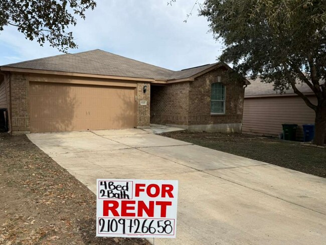 6127 Blind Meadow in San Antonio, TX - Building Photo - Building Photo