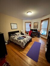 3736 N Sheffield Ave in Chicago, IL - Building Photo - Building Photo