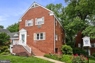 1535 Mt Eagle Pl in Alexandria, VA - Building Photo - Building Photo