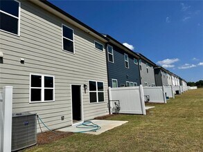 440 Pt Pl Dr in Loganville, GA - Building Photo - Building Photo