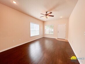 1485 Bentley Cir in Fort Walton Beach, FL - Building Photo - Building Photo