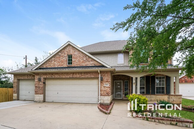 3912 Kenny Ct