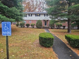 474 Oak Ave in Cheshire, CT - Building Photo