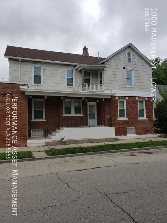 1000 Hagerer St, Unit Lower in Racine, WI - Building Photo