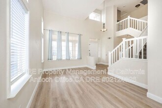 2332 Weston Ct in Antioch, CA - Building Photo - Building Photo