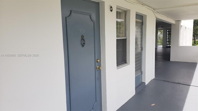 property at 950 Hillcrest Dr