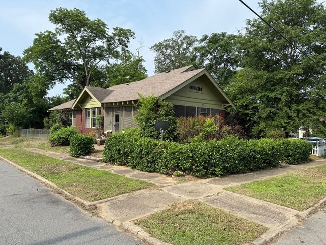 property at 2301 W 17th St
