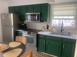 720 E Sherwood Hills Dr in Bloomington, IN - Building Photo - Building Photo
