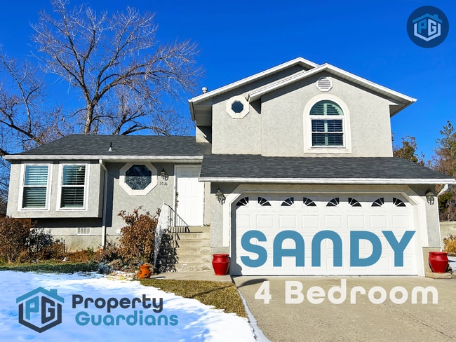 property at 1016 E Broken Rdg Ct