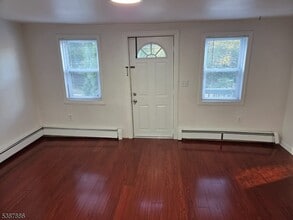 90 NJ-181 in Jefferson, NJ - Building Photo - Building Photo