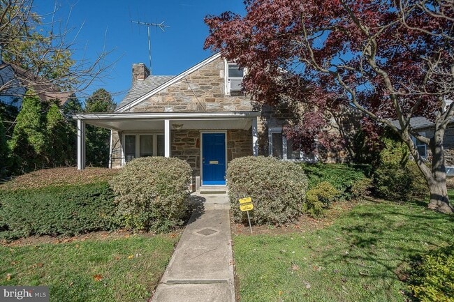 property at 1457 Manoa Rd
