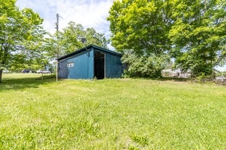 9447 Lusk Rd in Strawberry Plains, TN - Building Photo - Building Photo